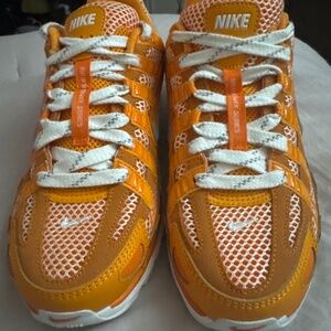 Nike P-6000 Premium Kumquat